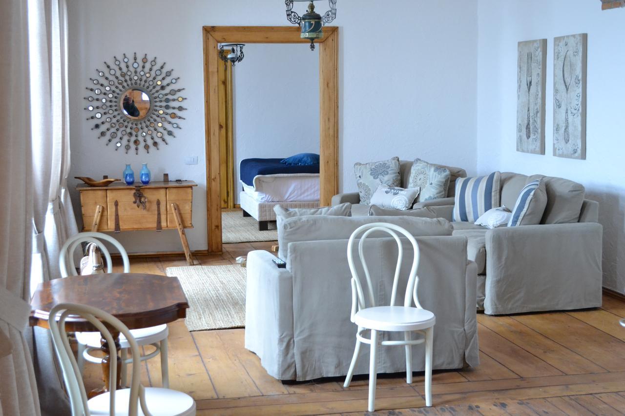 Casa Veche Aparthotel Brasov Ngoại thất bức ảnh