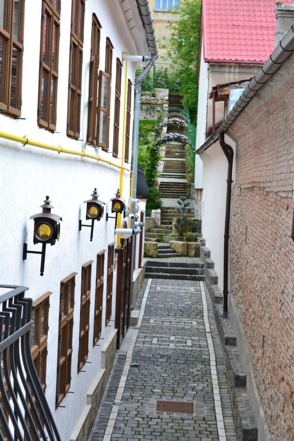 Casa Veche Aparthotel Brasov Ngoại thất bức ảnh