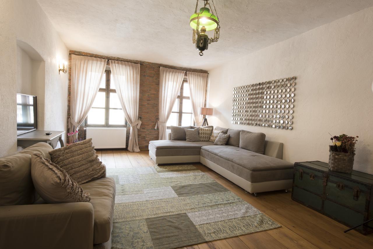 Casa Veche Aparthotel Brasov Ngoại thất bức ảnh