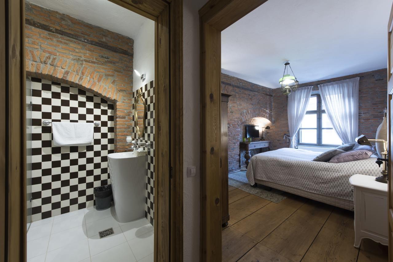Casa Veche Aparthotel Brasov Ngoại thất bức ảnh