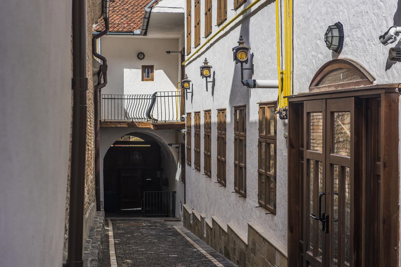 Casa Veche Aparthotel Brasov Ngoại thất bức ảnh