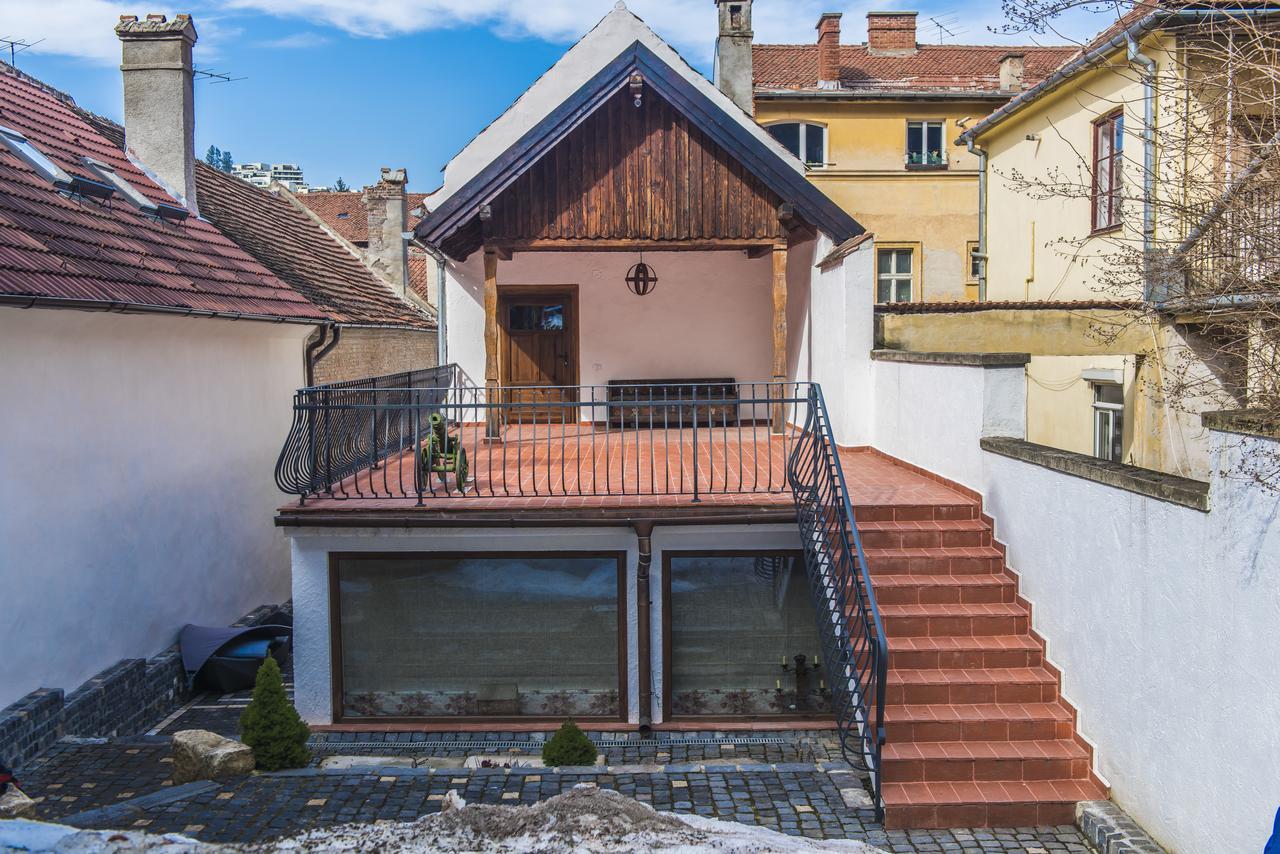 Casa Veche Aparthotel Brasov Ngoại thất bức ảnh